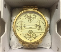 Reloj Diesel Gran Daddy Dorado cuarzo acero inoxidable Cronografo